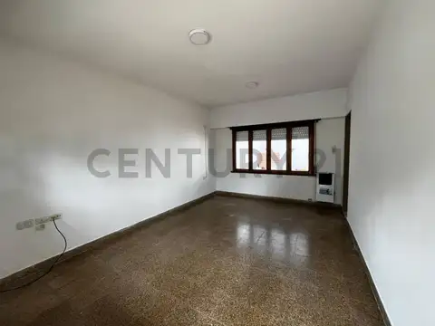 Departamento en Alquiler de 4 ambientes