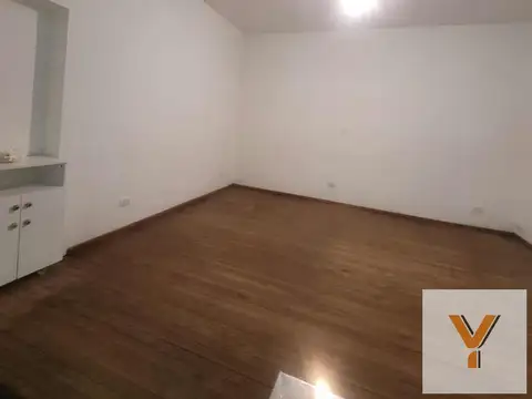 Depto Tipo Casa 5 ambientes con 2 baños