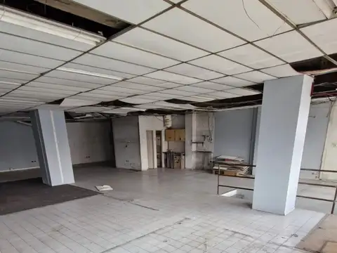 Local en Venta en Lanús, USD 210.000