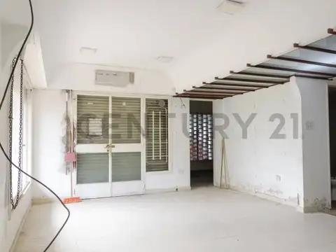 Casa en Venta en Los Hornos, USD 165.000