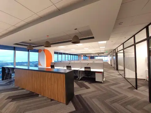 Oficina en Alquiler con 24 cocheras