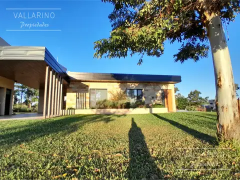 Casa en Venta en Colon, USD 210.000