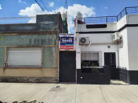 Venta de Galpón 182M²  en Mataderos  Excelente Ubicación a mts. Av. J. B. Alberdi