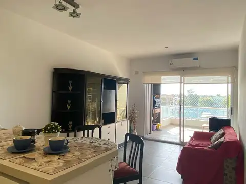 Boulevard Saenz Peña 2200, Piso 4