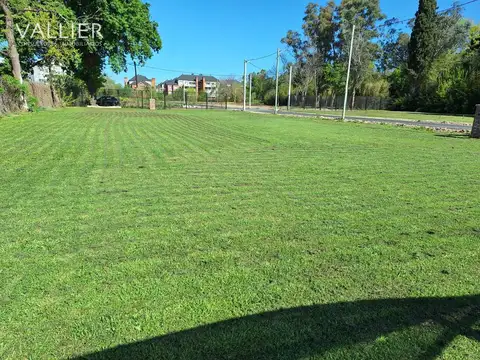 El Roble, Magallanes 1600