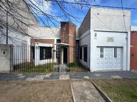 PROPIEDAD EN VENTA IDEAL CONSULTORIOS - TOLOSA