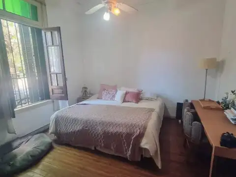 Venta  Casa colonial 5 ambientes MORON