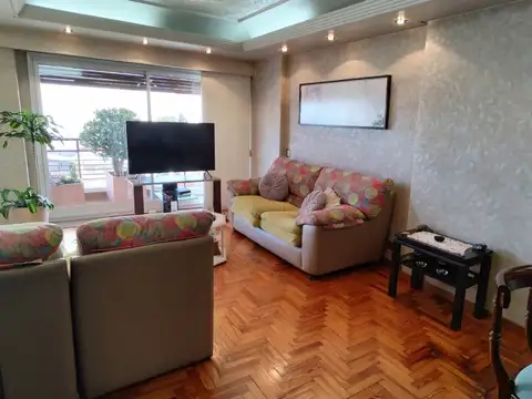 Departamento en Venta de 4 dormitorios