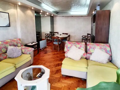 Departamento 4 ambientes con 2 baños