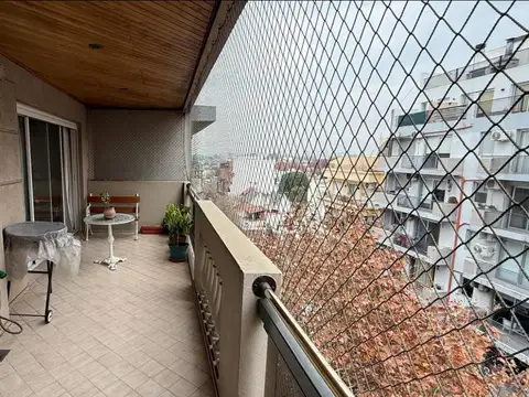 Departamento 3 ambientes con 4 baños