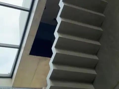 Casa 7 ambientes con 6 baños