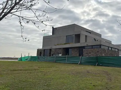 Casa en venta Barrio Muelles Puertos Escobar