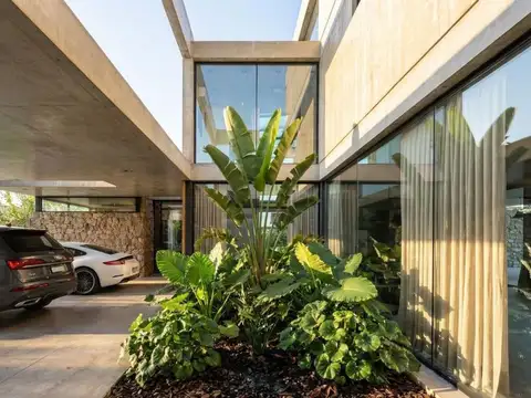 Barrio Muelles, Puertos Del Lago