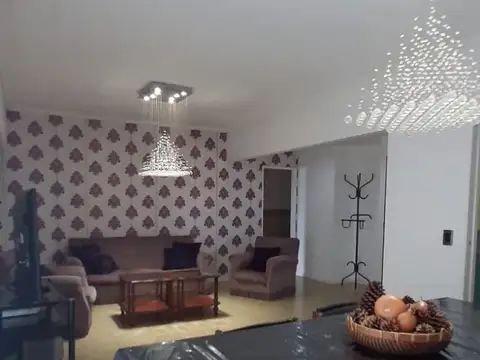 Departamento 4 ambientes con 2 baños