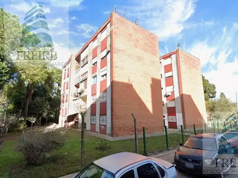 VENTA Departamento 4 ambientes, con cochera | Garin, Barrio Fonavi