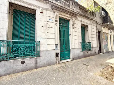 Venta Casa Uso Comercial / Terreno Edificable Rosario Entre Rios 1733 y Avenida Pellegrini
