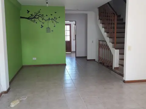 ALQUILO CÓMODO PH SIN EXPENSAS