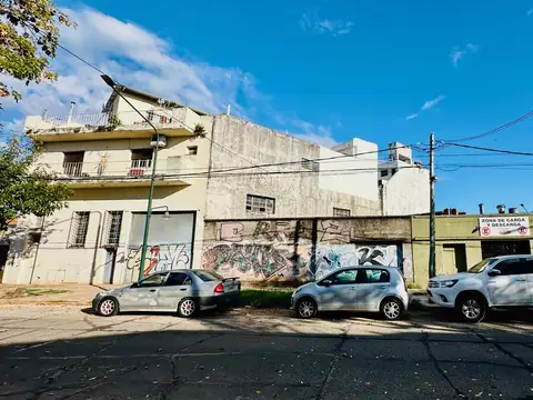 Local en Venta 48 años