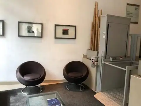 Oficina en Venta al Este