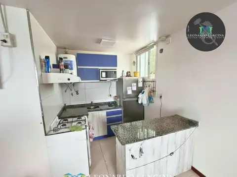 Almirante Brown 3000, Piso 2