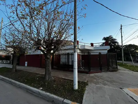 Casa en Alquiler de 3 dormitorios
