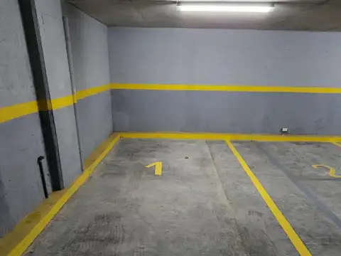 EXCELENTE COCHERA EN ALQUILER EN SEGUNDO SUBSUELO A METROS DE AVENIDA MAIPU. OLIVOS