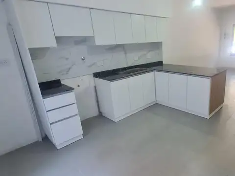 Depto Tipo Casa en Venta en Villa Saenz Peña, USD 165.000