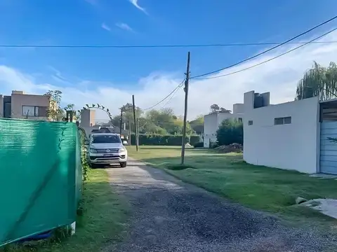 Terreno en Venta 10  mts Fondo