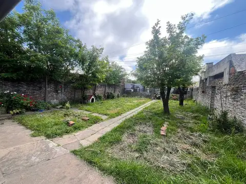 Terreno en Venta 30  mts Fondo