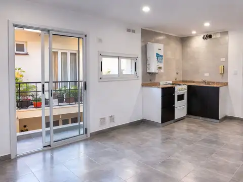 DEPARTAMENTO CENTRICO 2 AMBIENTES IMPECABLE 