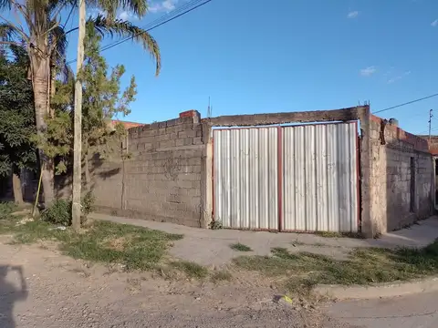 Zona Oeste. Avenida Las Costas. Mza 266. Lote 100