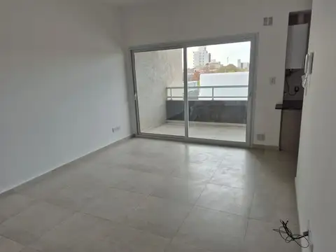 Teniente Ibañez 300, Piso 2