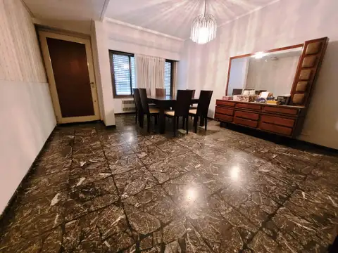 Casa en Venta en Parque Chacabuco, USD 390.000