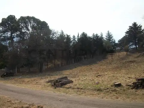 Gran lote de 2501 m2 en OPORTUNIDAD en Rumipal