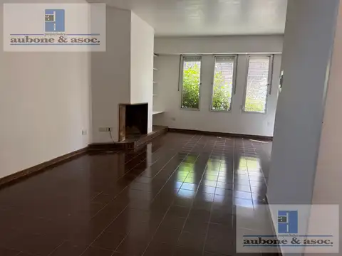 Depto Tipo Casa en Venta 40 años