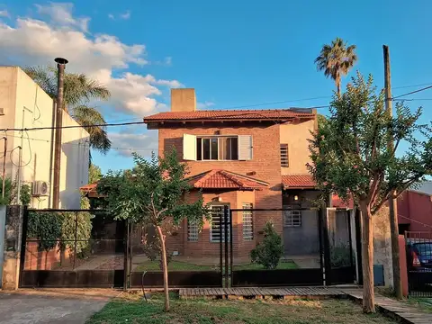 Casa de dos dormitorios en City Bell