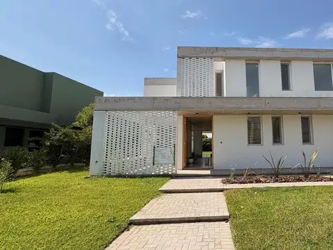 Casa en venta a estrenar, 5 dormitorios, Ceibos, Puertos, Escobar