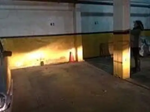 Cochera fija y cubierta