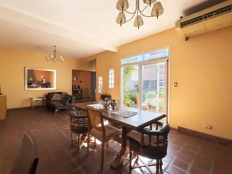 Venta PH con terraza y parrilla en Balvanera