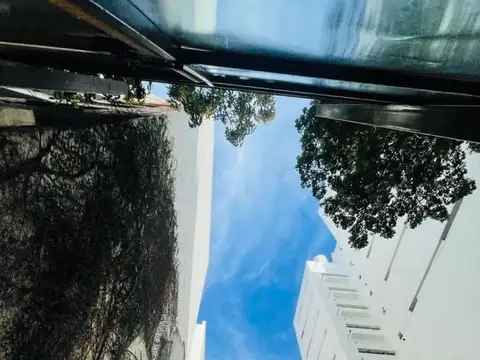 La Pampa 2800, Piso 1