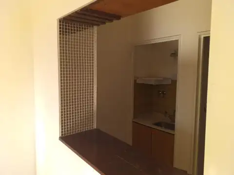 MONOAMBIENTE EN BALLESTER CENTRO - A 1 CUADRA ESTACIÓN