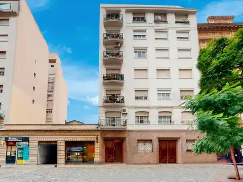 Departamento de 4 ambientes en venta en Monserrat