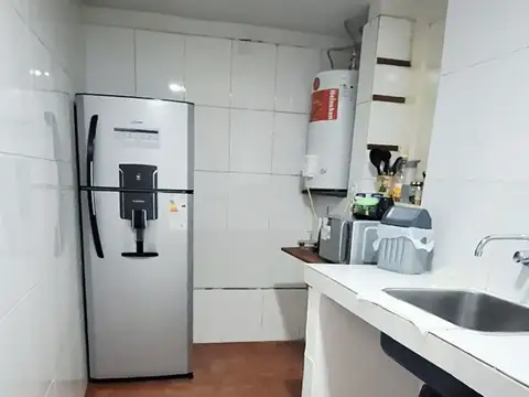 Depto Tipo Casa en Venta 106 años