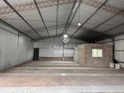 Galpon en Alquiler en Berazategui, $ 800.000