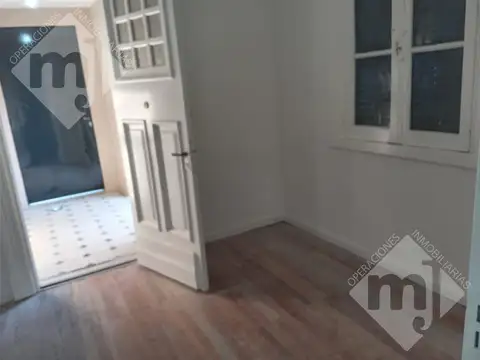 Oficina en Alquiler 70 años