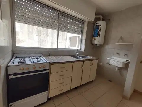 Depto Tipo Casa en Alquiler de 3 ambientes