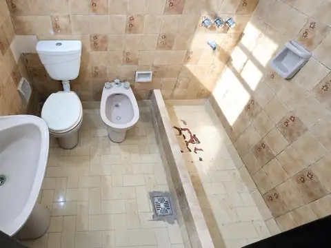 Depto Tipo Casa en Alquiler al Sureste