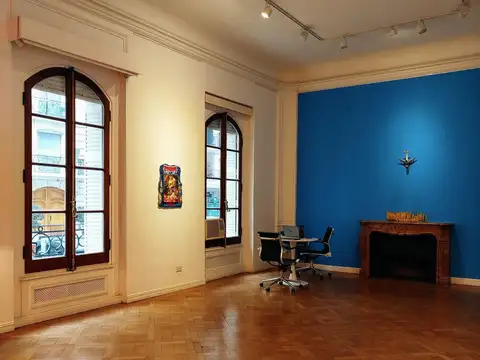Oficina 10 ambientes con 3 baños