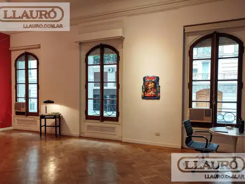 Oficina en Venta 90 años