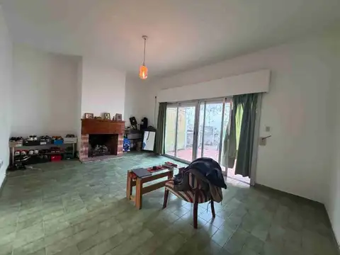 Depto Tipo Casa en Venta 56 años